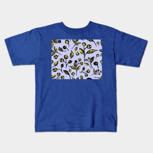 Seamless pattern with snow-covered berries. Hand drawn watercolor blueberries and leaves on lilac. Perfect for greeting card, postcard, poster, logo, textile, fabric, packaging, wrapping paper. Kids T-Shirt